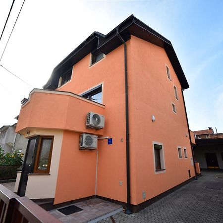 Apartment Ana Загреб Екстер'єр фото