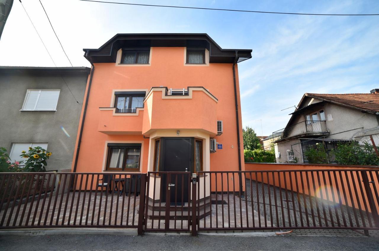 Apartment Ana Загреб Екстер'єр фото