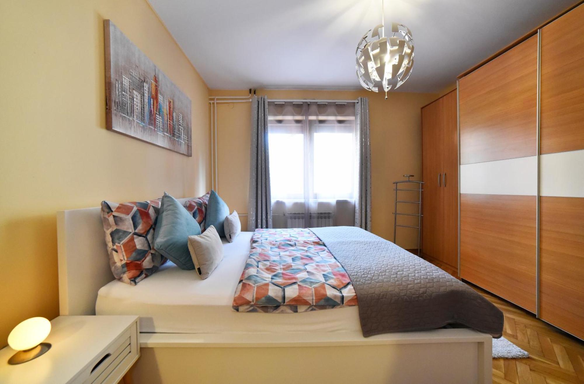 Apartment Ana Загреб Екстер'єр фото