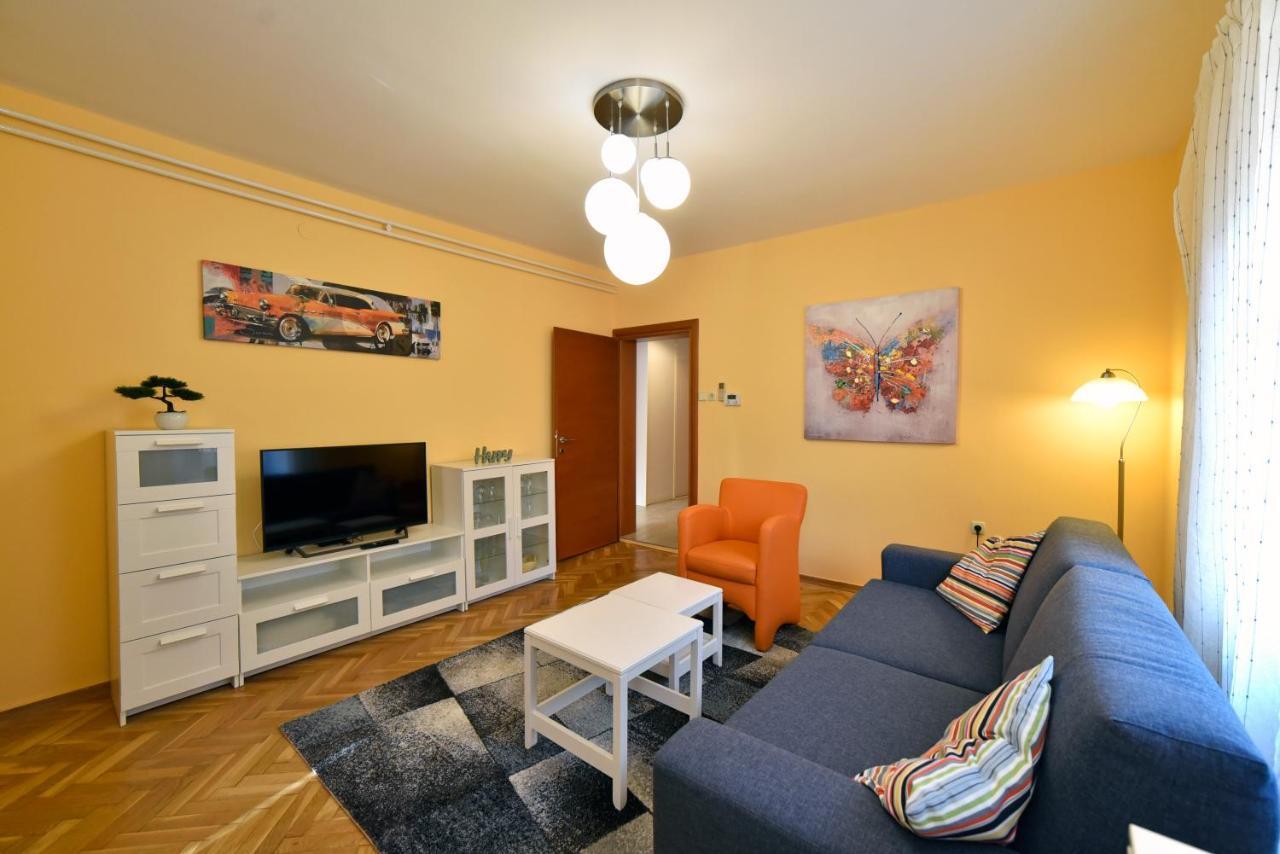 Apartment Ana Загреб Екстер'єр фото