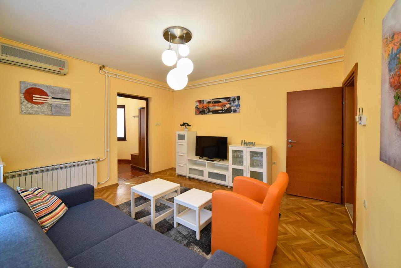 Apartment Ana Загреб Екстер'єр фото